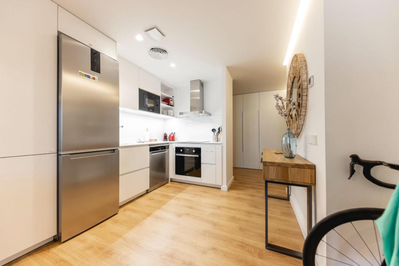 Bravissimo Tarla, 2-Bedroom Apartment Girona Bagian luar foto