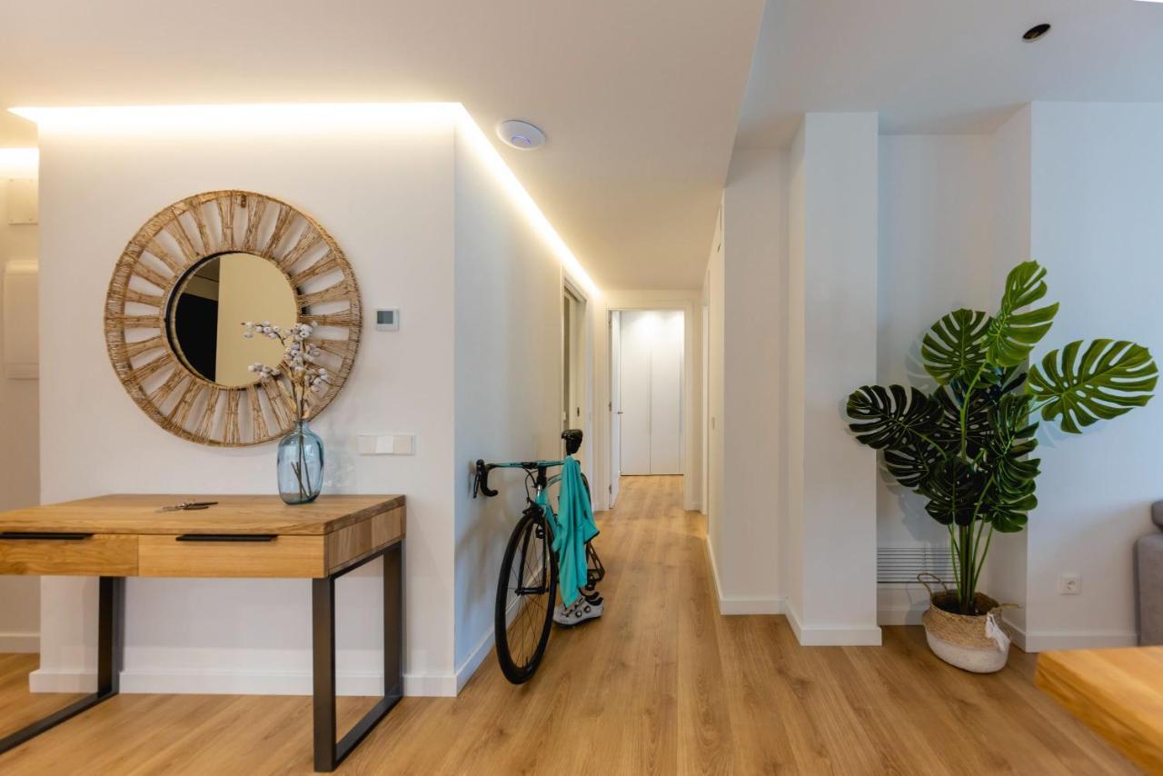 Bravissimo Tarla, 2-Bedroom Apartment Girona Bagian luar foto