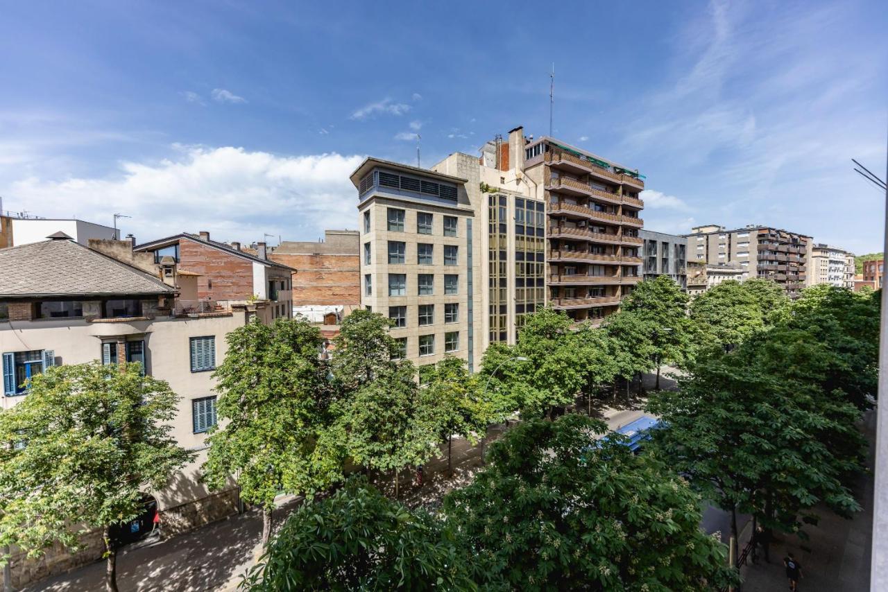 Bravissimo Tarla, 2-Bedroom Apartment Girona Bagian luar foto