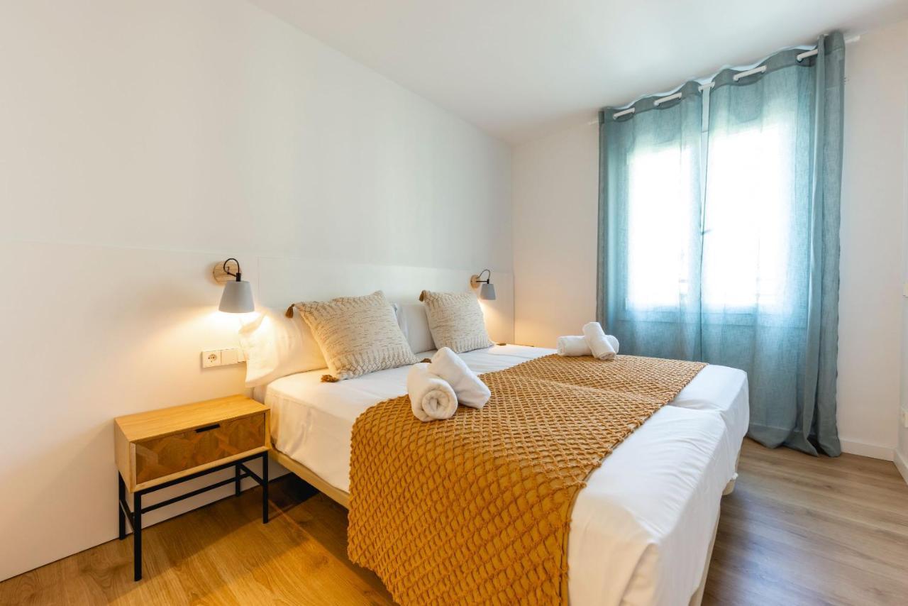 Bravissimo Tarla, 2-Bedroom Apartment Girona Bagian luar foto