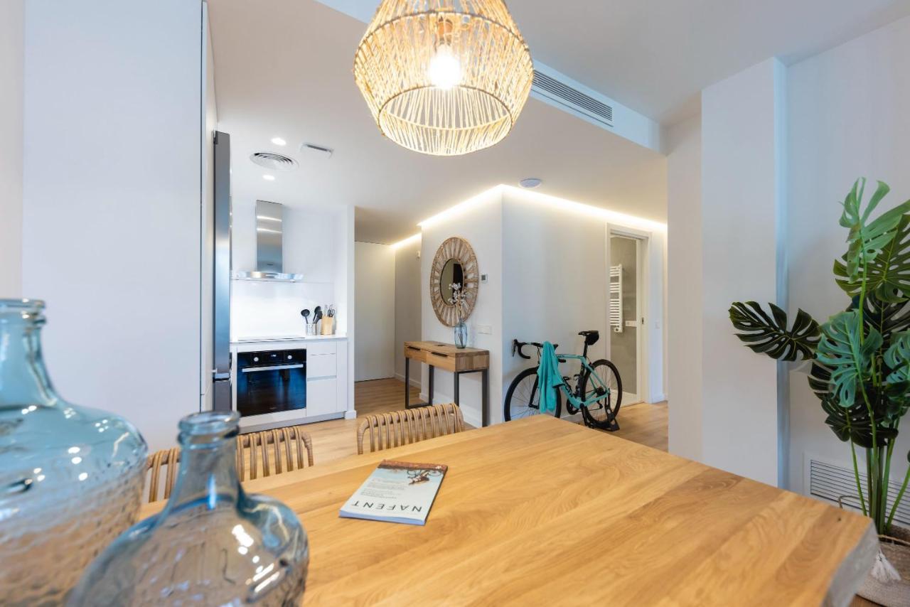 Bravissimo Tarla, 2-Bedroom Apartment Girona Bagian luar foto